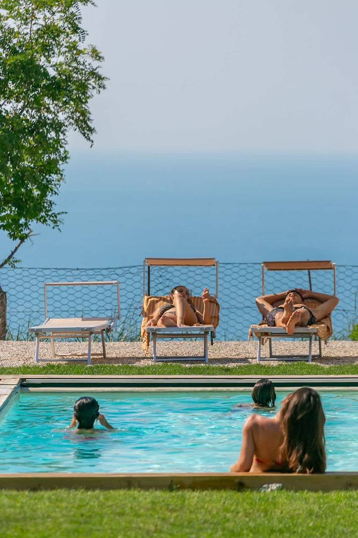 Location de vacances pour 8 personnes, avec Balcon ainsi que Terrasse et Jardin à Pesaro - 2