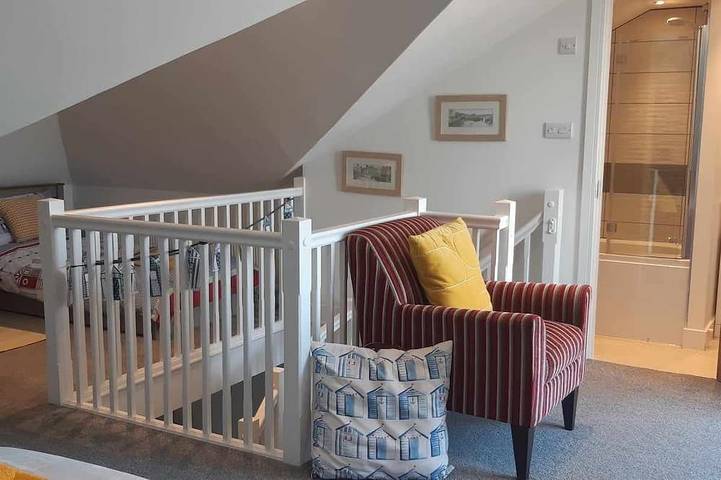 Uninterrupted spectacular views over the Camel Estuary and ocean. in Padstow, Cornwall