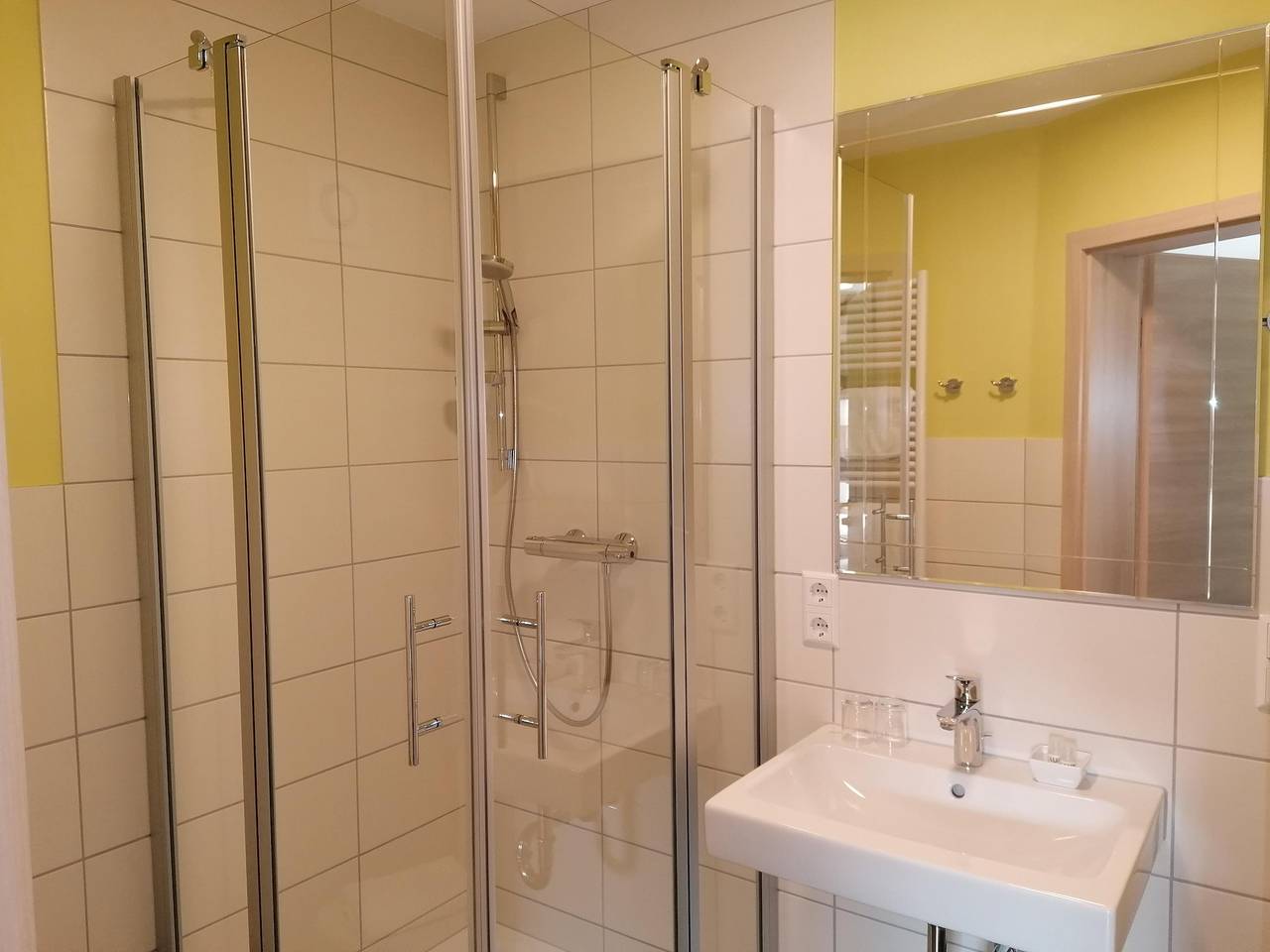 Ganze Ferienwohnung, Doppelzimmer Komfort 1 in Herold, Lahn-Taunus