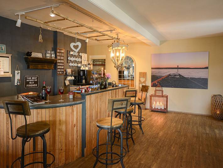 Ferienwohnung für 4 Personen, mit Balkon/Terrasse und Terrasse sowie Garten in Überlingen