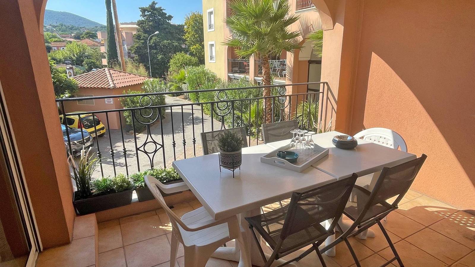 Appartement de vacances entier, Appartement T3 - 6 personnes - Piscine résidence - Climatisation - Wifi - Sainte Maxime in Sainte-Maxime, Région de Draguignan