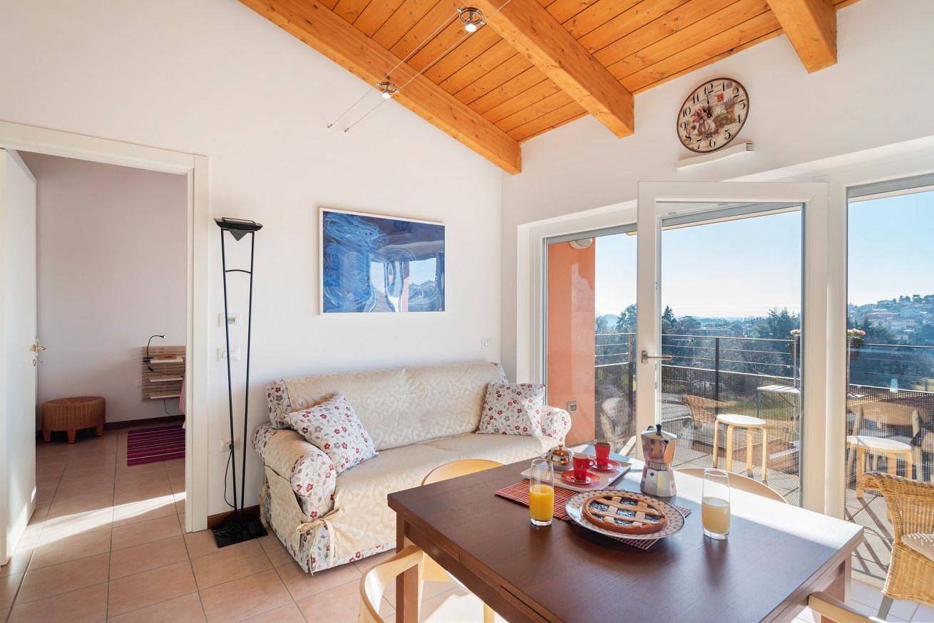 Appartement entier, Appartement de vacances pour 2 personnes in Cavallasca, Lac de Côme