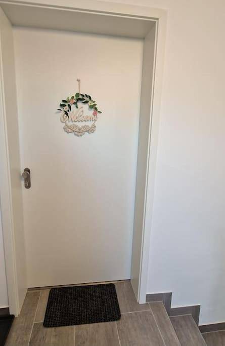 Ganze Wohnung, One-Bedroom Apartment in Ingelheim am Rhein, Landkreis Mainz-Bingen