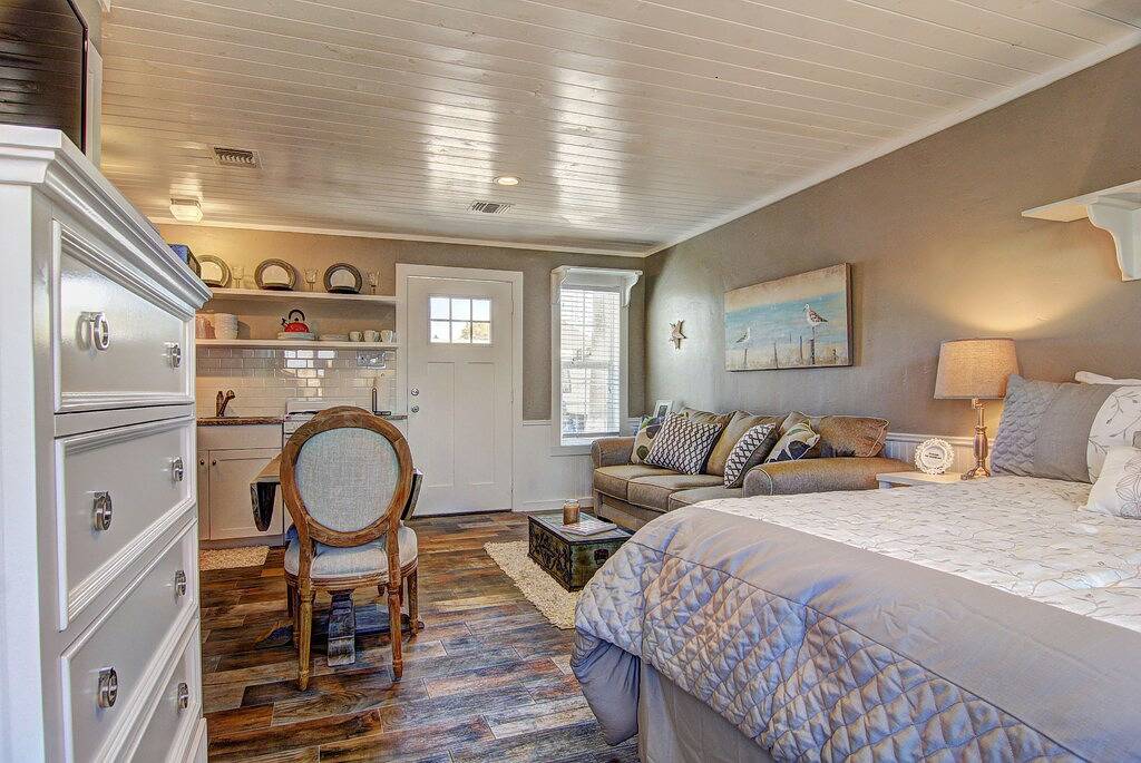 Das süßeste Häuschen in ganz Port A! Brandneu! Gehen Sie zum Strand! in Port Aransas, Mustang Island