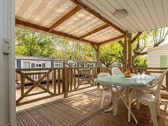 Mobil home pour 4 personnes, avec piscine et bassin pour enfant à Montagnac-Montpezat - 3