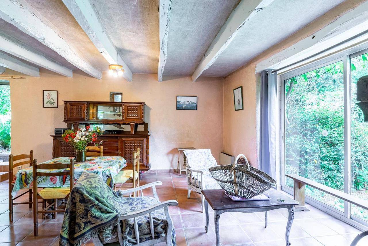 Holiday Home in Rochefort-en-Terre, Région de Vannes