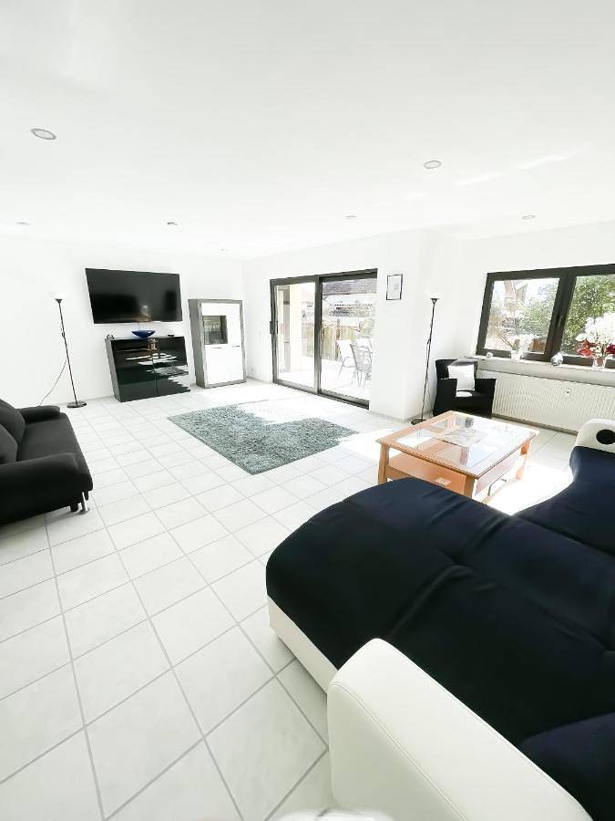 Ferienwohnung für 10 Personen, mit Ausblick und Garten - 1