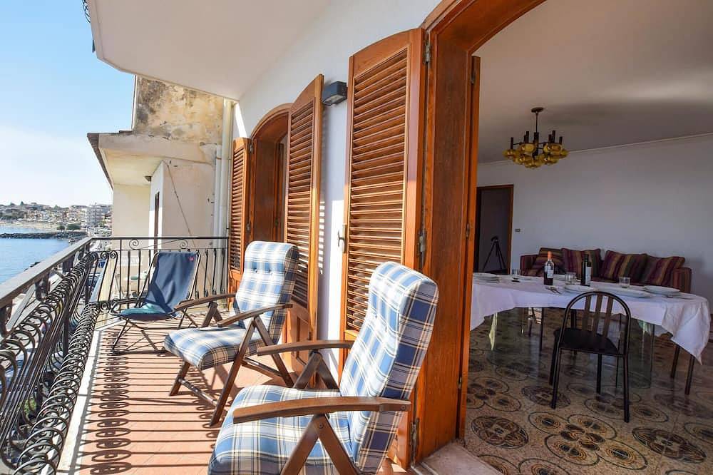 Apartamento entero, Increíble apartamento en Giardini Naxos in Giardini-Naxos, Provincia de Messina