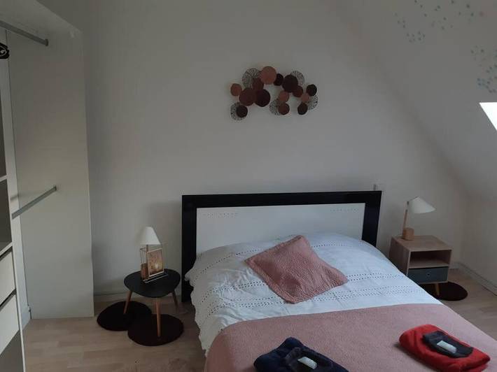 Location de vacances pour 12 personnes, avec piscine et jardin, animaux acceptés à Saint-Cyran-du-Jambot - 4