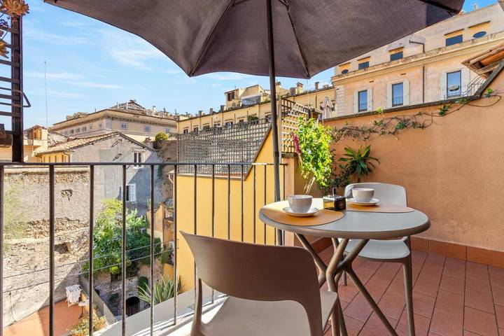 Loft per 2 persone, con terrazza e panorama in Pantheon (Roma)