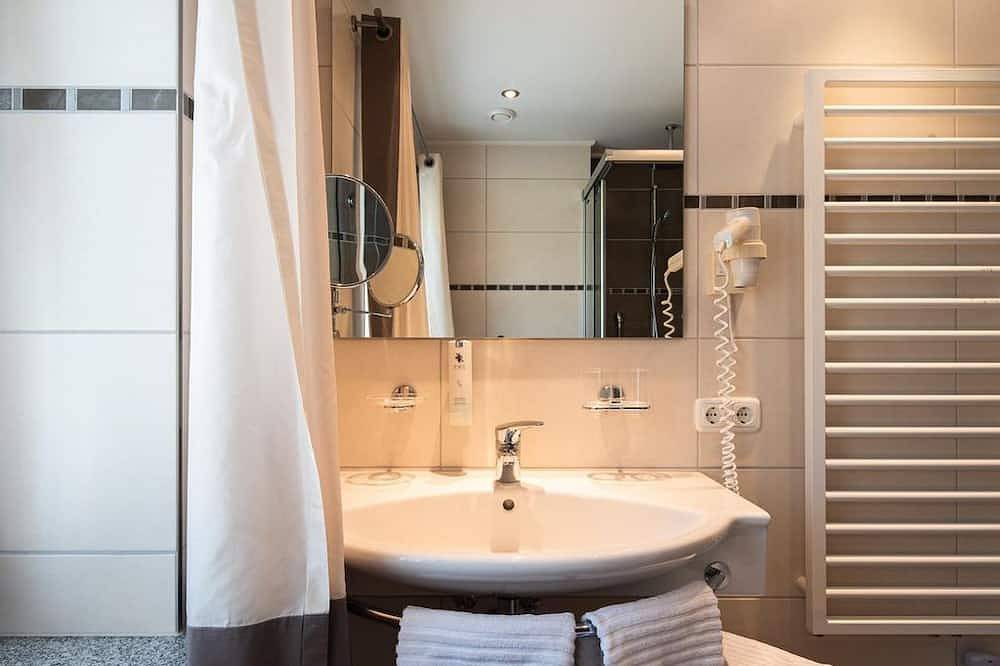Doppelzimmer mit Dusche od. Bad, Wc - Gästehaus Stotter in Neukirchen am Großvenediger, Pinzgau