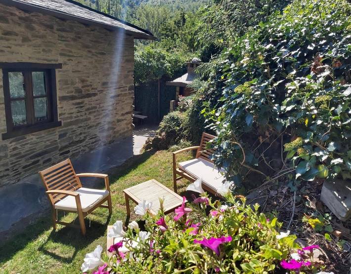 Chalet para 6 personas, con jardín y balcón en Galicia