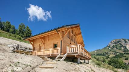 Chalet pour 8 personnes, avec terrasse à Saint-Jean-d'Arves