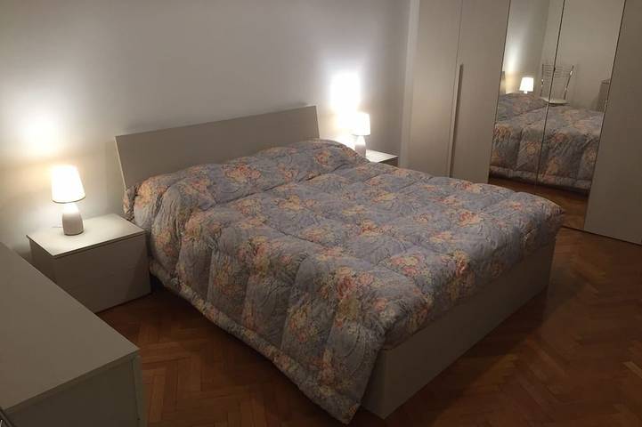 Ganze Wohnung, Parva Domus - Unterkunft im Zentrum von Sanremo mit 10 Betten zur exklusiven Nutzung in San Remo, Sanremo Gemeinde