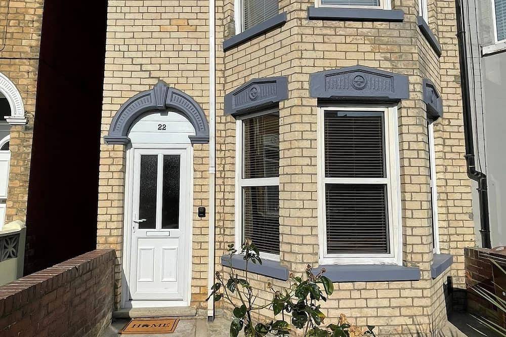 The Beach House is in the centre of Withernsea, walking distance to the beach. in Withernsea, Östliches Yorkshire