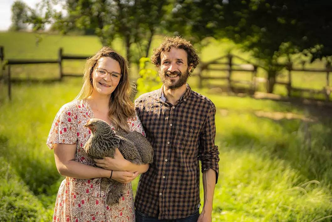 Ganze Wohnung, Kleines Haus umgeben von Tieren im Jura in Les Hays, Jura