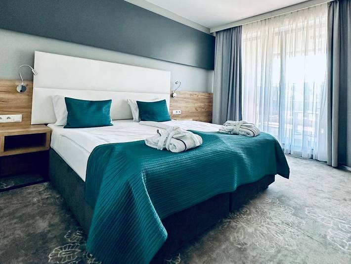 Hotel dla 3 osób, z sauna i basen oraz taras i jacuzzi w Laskowa - Kamionna