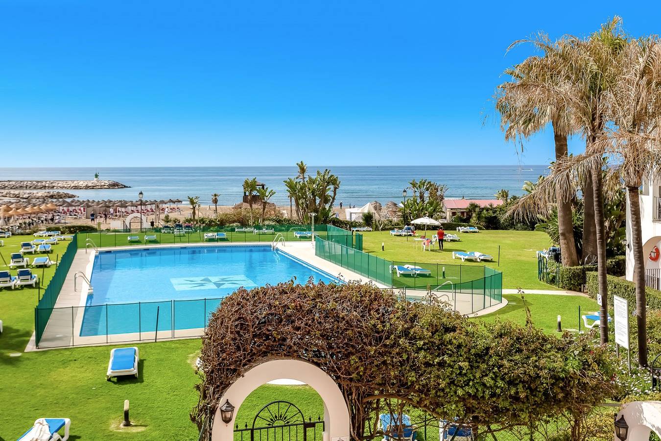 Geheel appartement, A24 Cabopino in Playa Cabopino, Marbella