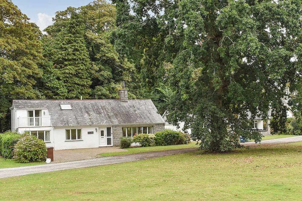 Cottage for 7 People in Llanbedrog, Gwynedd