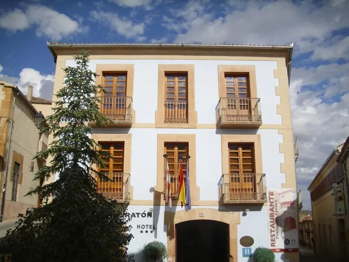 Hôtel pour 3 personnes, avec terrasse - 1