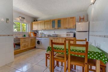 Villa for 8 People in Carvoeiro, Lagoa, Photo 4