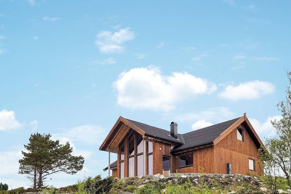 Gemütliches Haus mit 4 Schlafzimmern in Sveio in Hardangerfjord