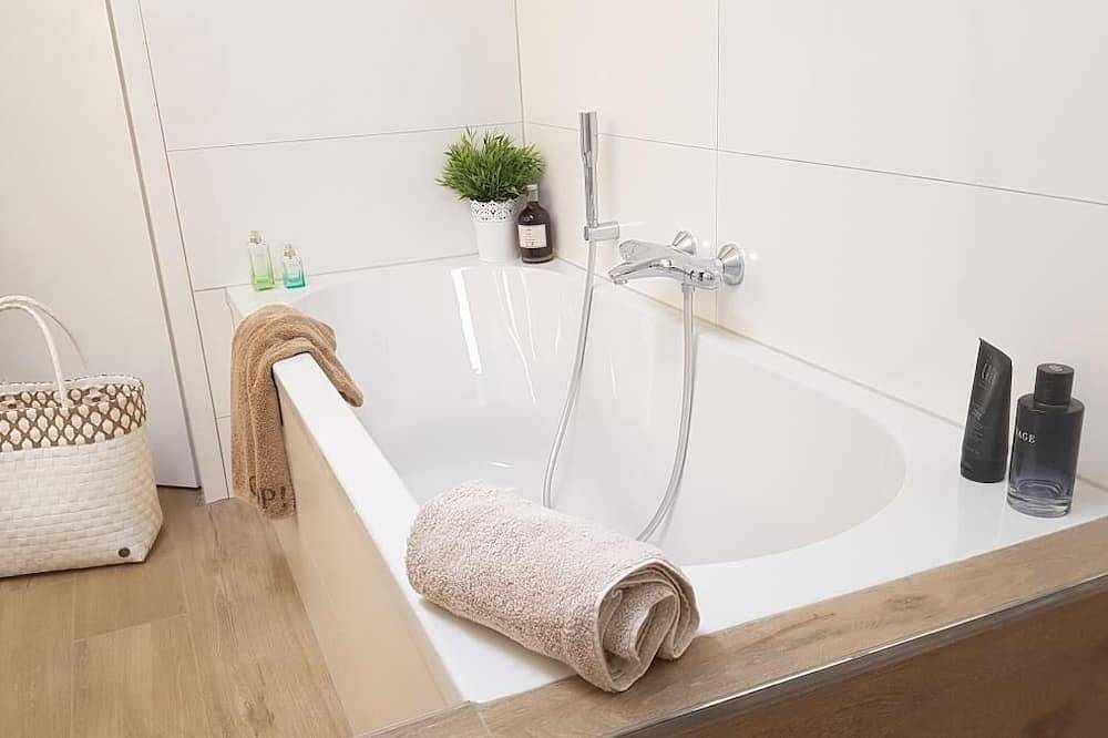 Geheel appartement, Oostend 72 - sfeervolle vakantiewoning dicht bij het strand, huisdieren toegestaan in Nes, Nederlandse waddeneilanden