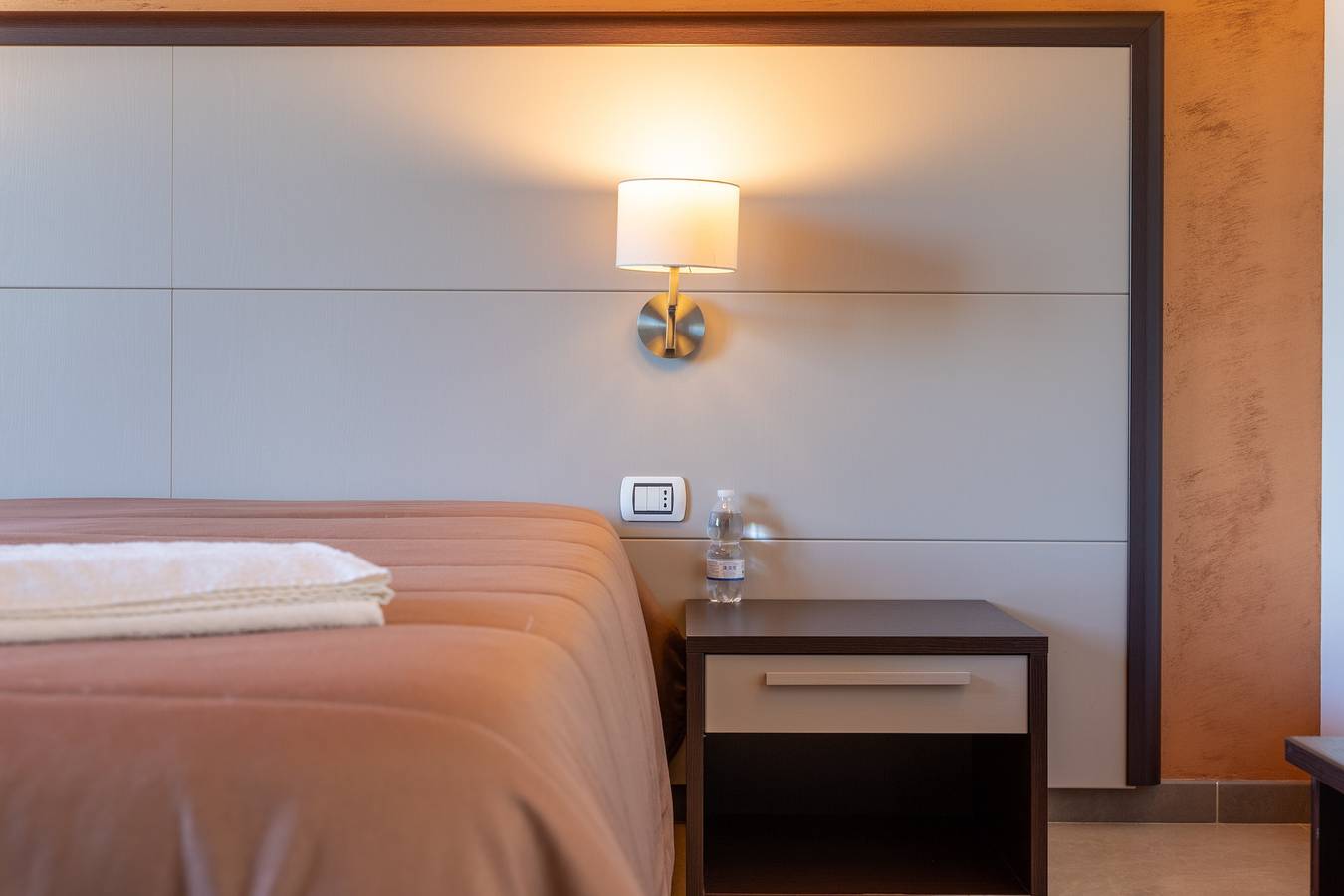 Apartamento entero, Apartamento 'Sciroccu' con piscina exterior, Wi-Fi y aire acondicionado in Provincia de Caltanissetta
