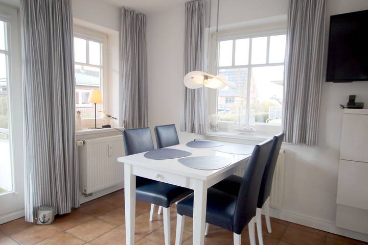Ganze Wohnung, Ferienwohnung mit ca. 40m² in Wyk auf Föhr (Stadt), Wyk auf Föhr