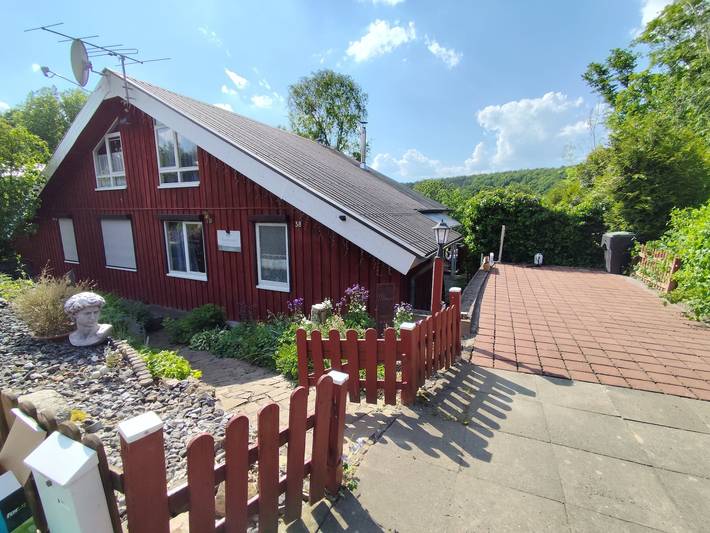 Ferienhaus für 5 Personen, mit Ausblick und Sauna sowie Balkon und Garten in Nordrhein-Westfalen - 2