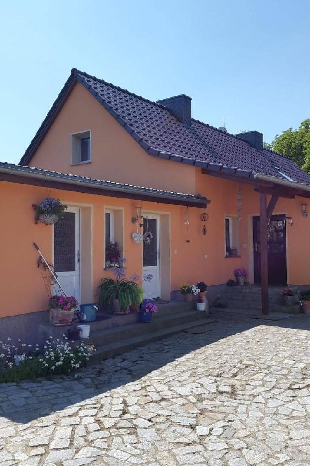 Ganze Wohnung, Appartement in Buchenhain mit Großem Garten in Boitzenburger Land, Barnimerland Region