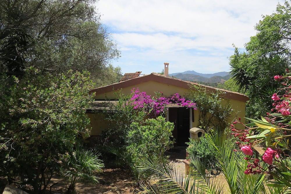 Kinderfreundliches und ökologisches Ferienhaus am Privatweg, 6 km zum Meer in Loiri Porto San Paolo, Olbia-Tempio