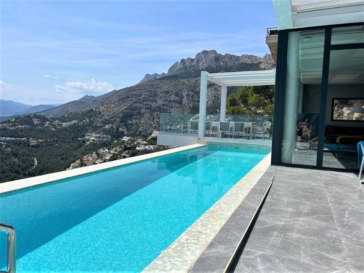 Ferienpark für 8 Personen, mit Balkon und Terrasse in Spanien - 2