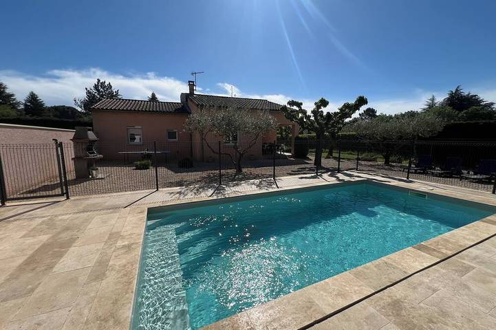 Villa pour 6 personnes, avec jardin