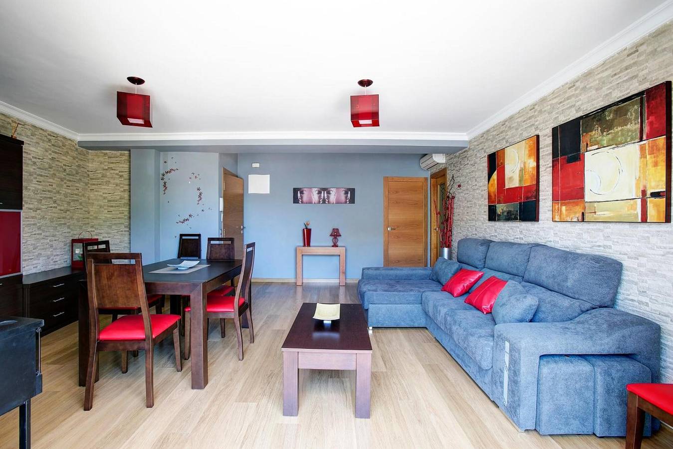 Apartamento entero, Apartamento 'Ducal Mar' con jardín compartido, Wi-Fi y aire acondicionado in Playa de Gandía, Costa de Valencia