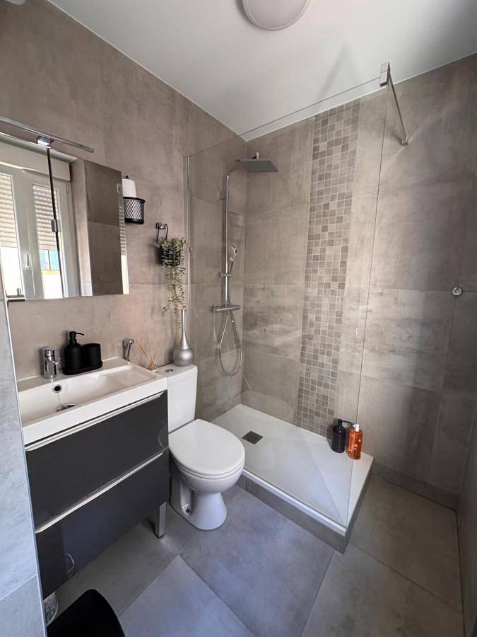 Appartement entier, Cozy apartment 15 minutes from Lyon in Saint-Fons, Lyon et ses environs