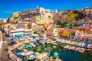 Gîte pour 2 personnes, avec piscine et terrasse dans Port du Vallon des Auffes