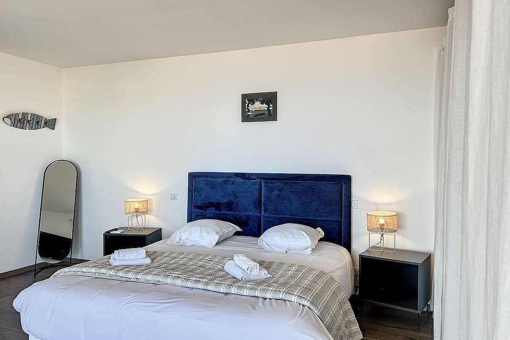 Air-conditioned villa - sea view - heated pool - 15-minute walk to the beach in Monticello, Calvi und Umgebung