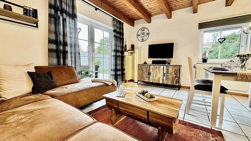 Ferienhaus für 4 Personen, mit Garten und Sauna in Wangerland - 2
