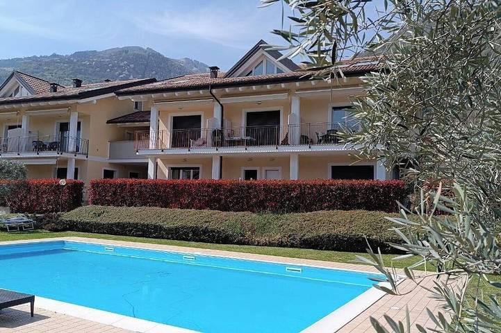 Ferienwohnung für 4 Personen, mit Pool und Terrasse sowie Garten - 1