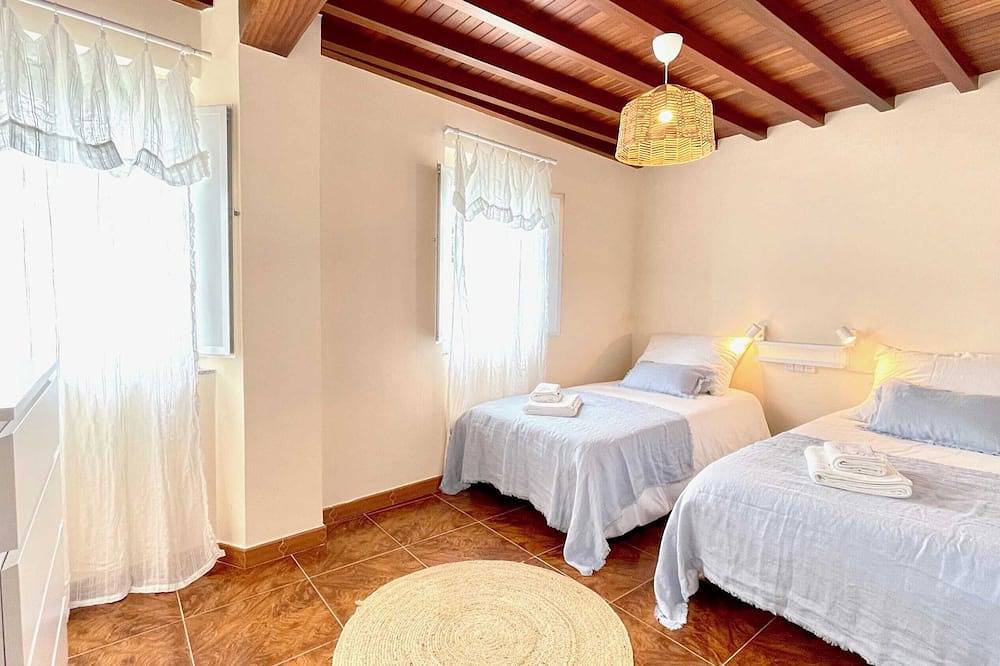 The Cliffs - Barqueiro Paradise in Mogor, Mañón