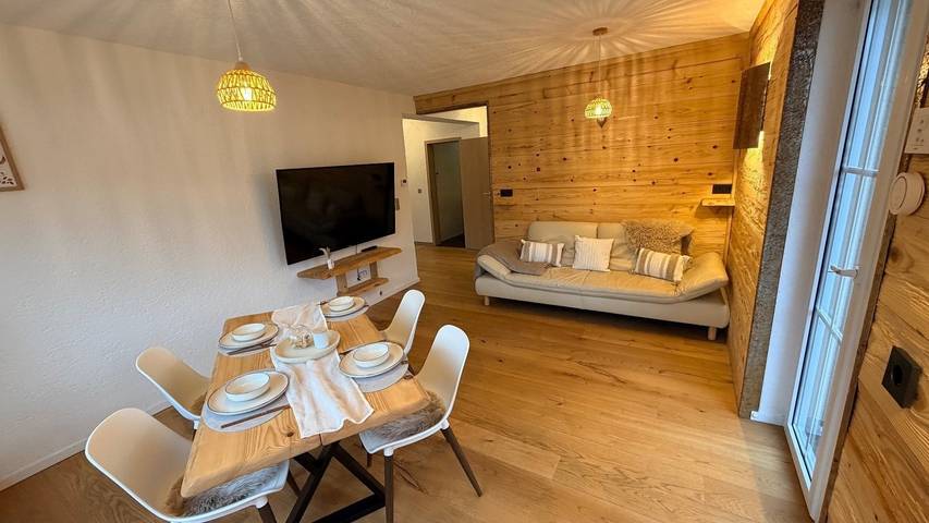 Ferienwohnung für 4 Personen, mit Garten und Terrasse in Waldachtal