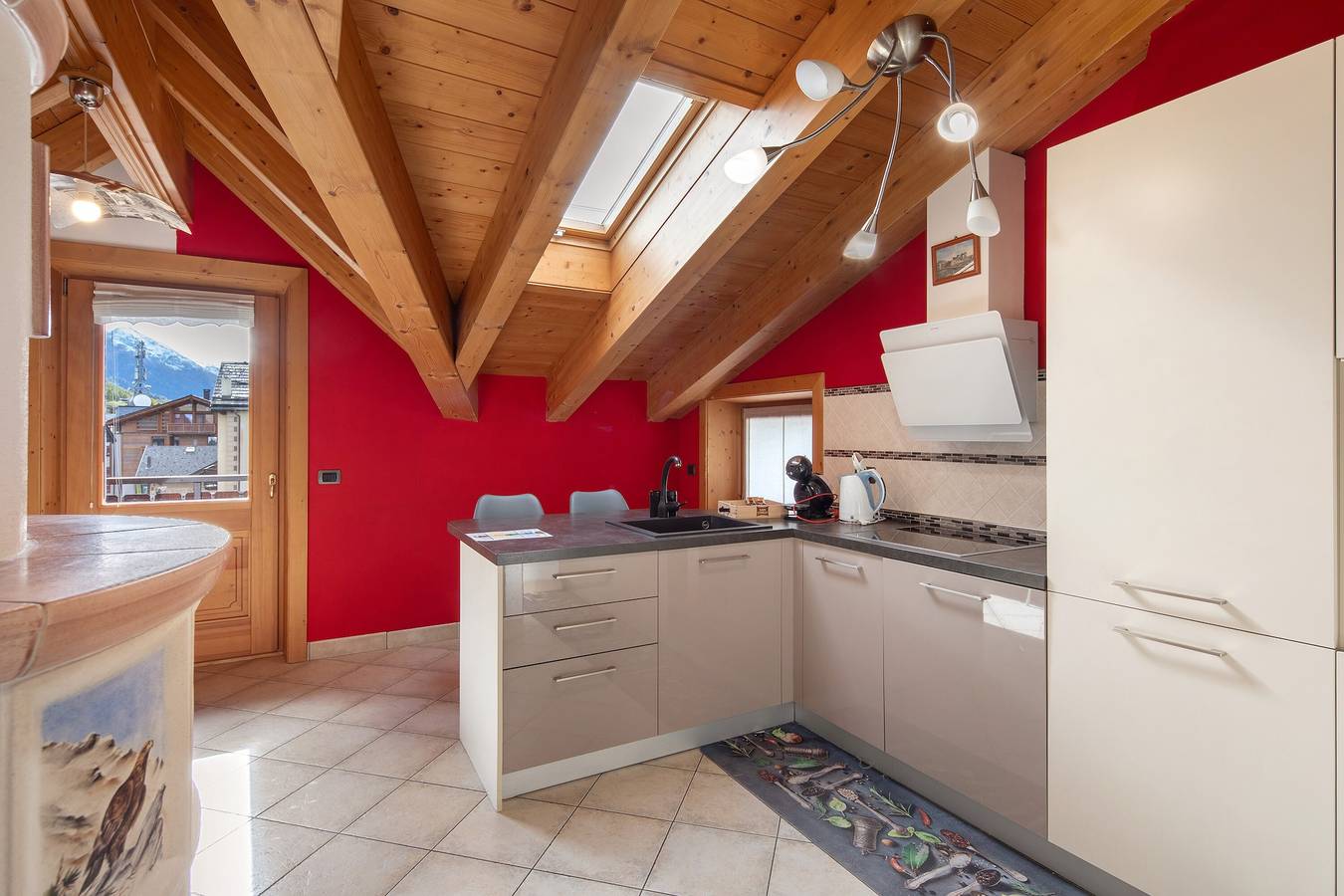 Appartamento intero, Appartamento 'Casa Daniele-Appartamento Livia' con vista sulle montagne, balcone e Wi-Fi in Livigno (Borgo), Livigno
