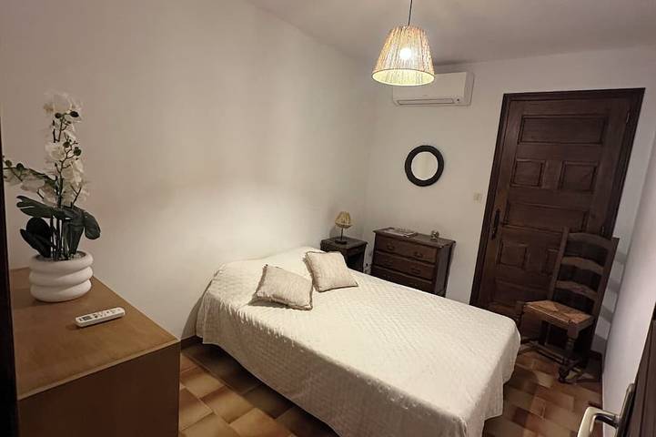 Gîte pour 4 personnes, avec terrasse et jardin dans Plage de Tiuccia - 4