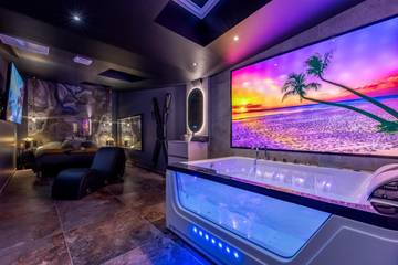 Gîte pour 2 personnes, avec sauna ainsi que jacuzzi et terrasse à Rouen