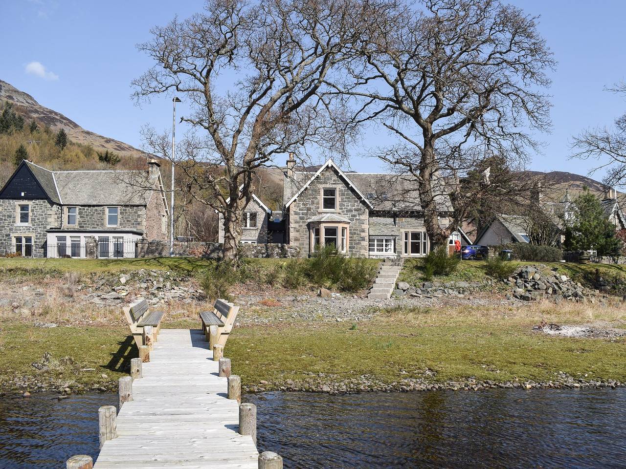 Lochearnside Lodge in Loch Earn, Perthshire