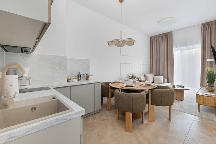 Ferienwohnung für 4 Personen, mit Balkon und Pool in Pobierowo