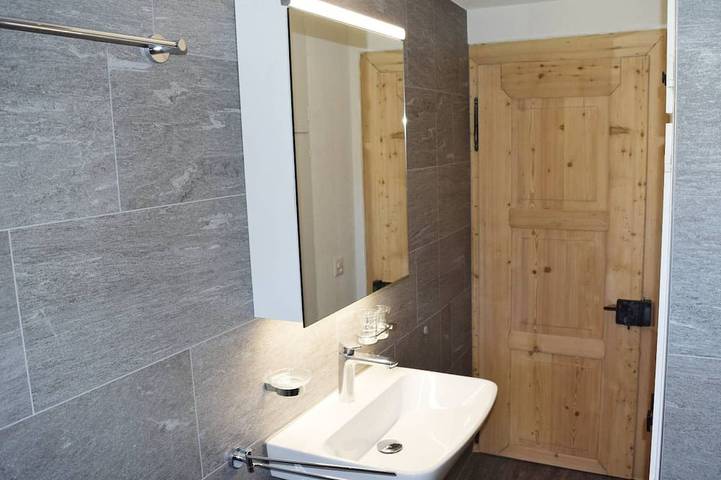 Ganze Wohnung, Gyrgarta, Obersaxen-Meierhof, (Obersaxen), 34066B in Meierhof, Obersaxen