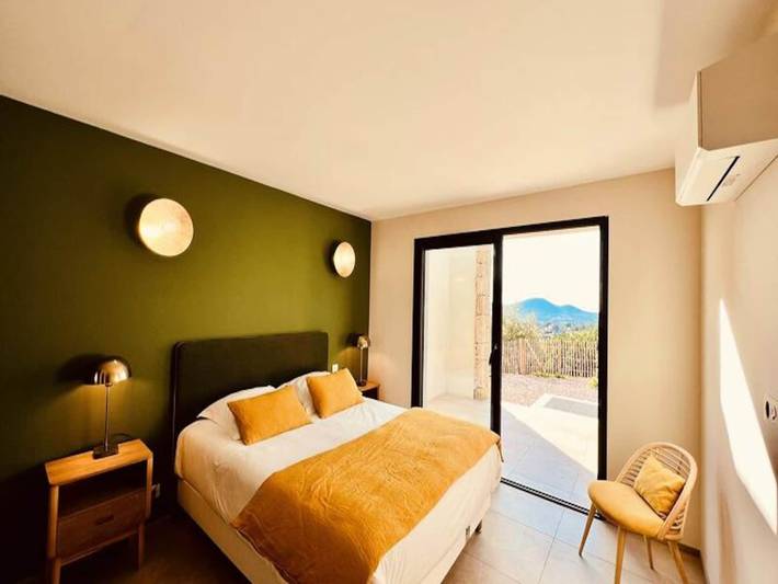 Gîte pour 4 personnes, avec piscine à Afa - 4