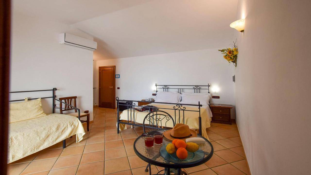 Triple Room in San Mauro Cilento, Cilento Coast